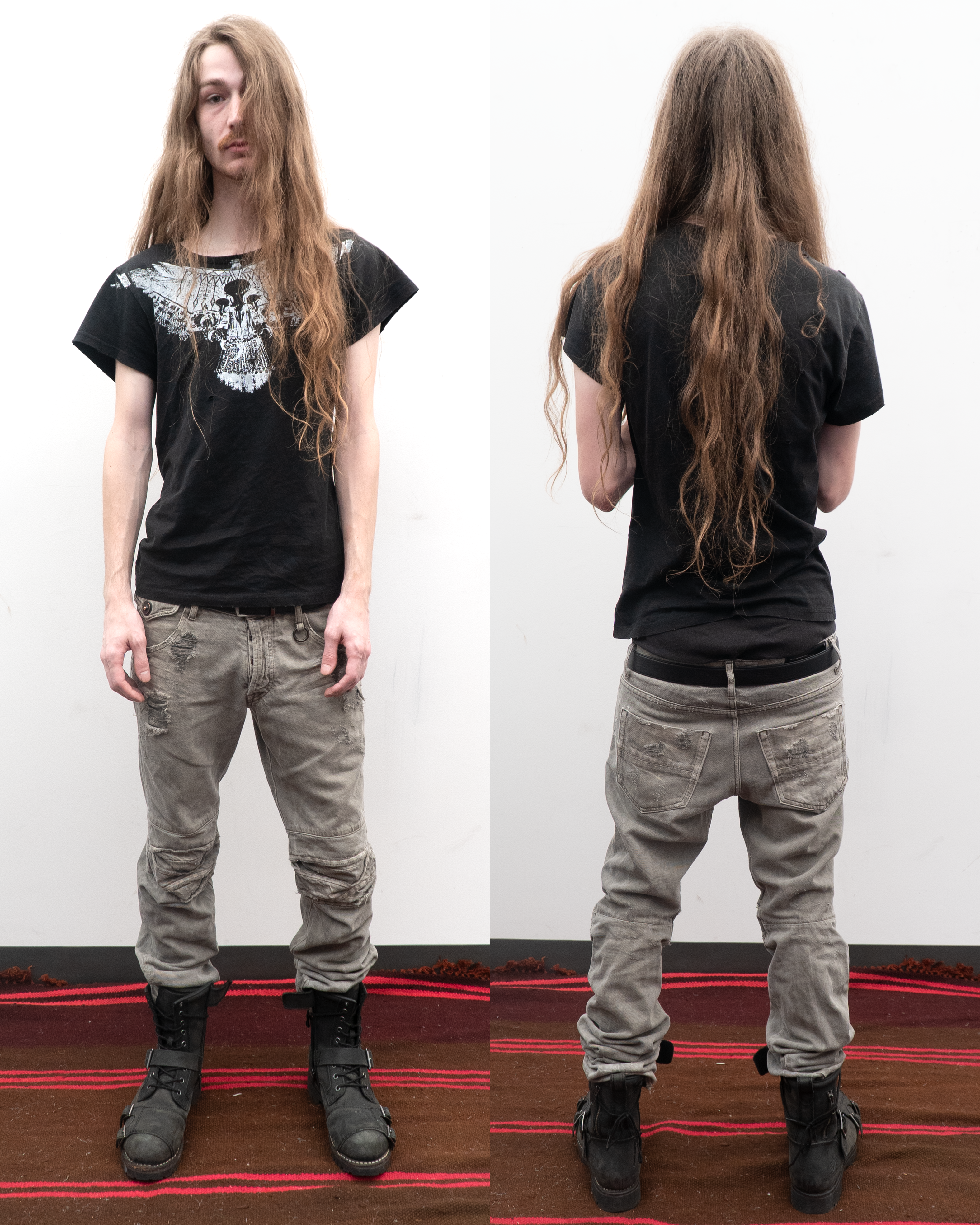 'VULTURES' T-SHIRT